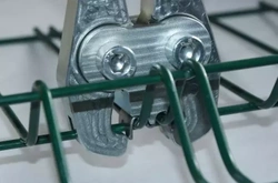 Zaciskarka do łączenia ogrodzeń panelowych