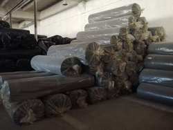 Geowłóknina poliestrowa GEOLAM 500 g/m2 rolki 4m x 50m