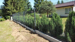 Panel ogrodzeniowy 4mm ocynk lakier proszkowy 1730mm x 2500mm oczko 50x200mm